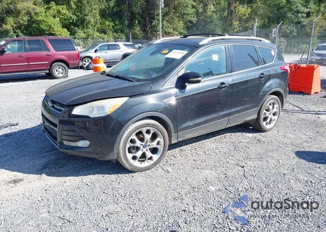2014 Ford Escape Titanium z USA, uszkodzony, nr VIN 1FMCU9J98EUD77884